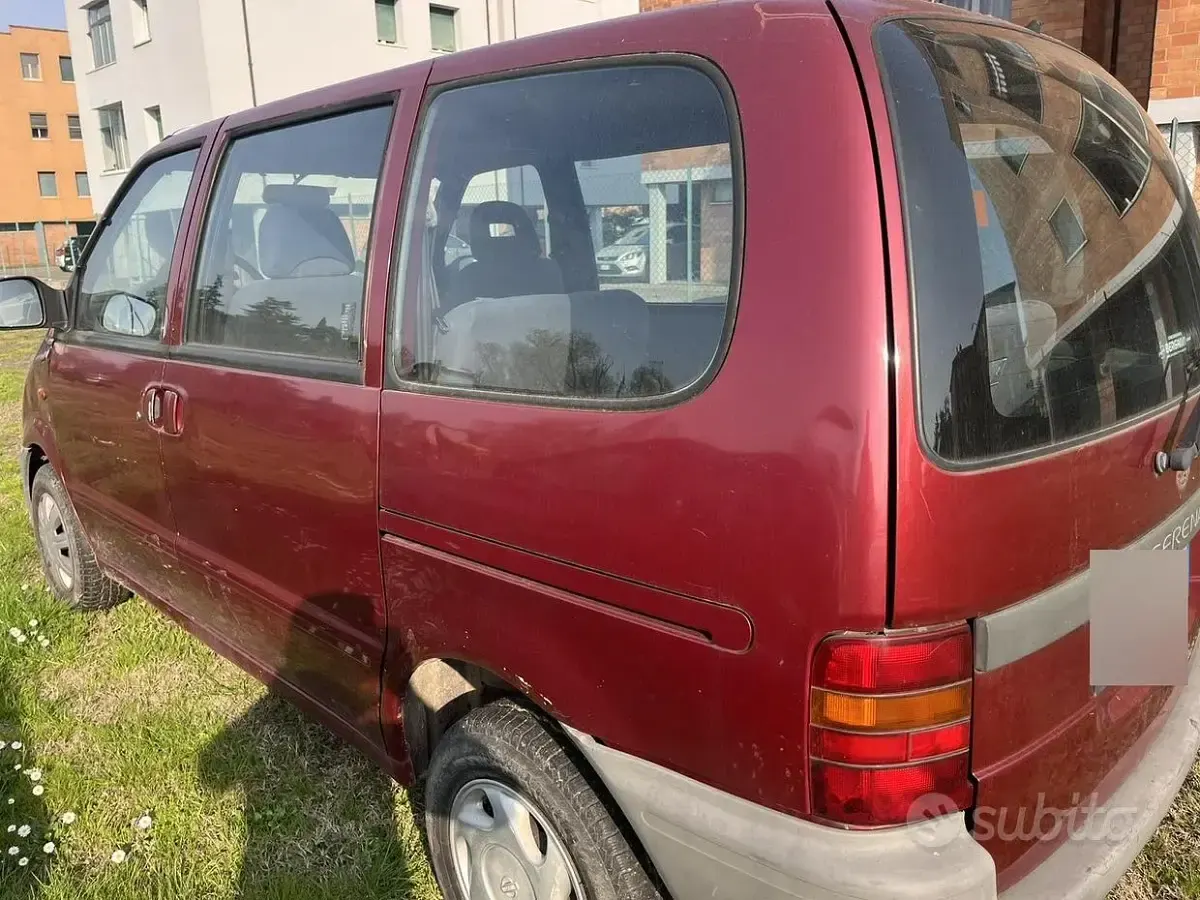 Usata Nissan Serena 97 CV (71 kW) 2001 Monovolume