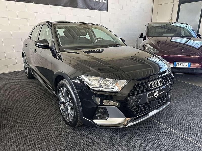 Usata Audi A1 Admired 110 CV (80 kW) 2021 Nero SUV