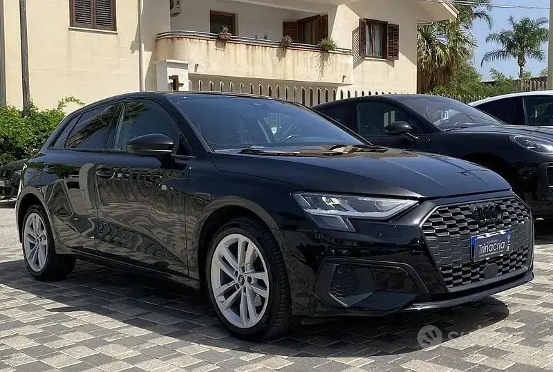 Usata Audi A3 Business 150 CV (110 kW) 2022 Nero Berlina