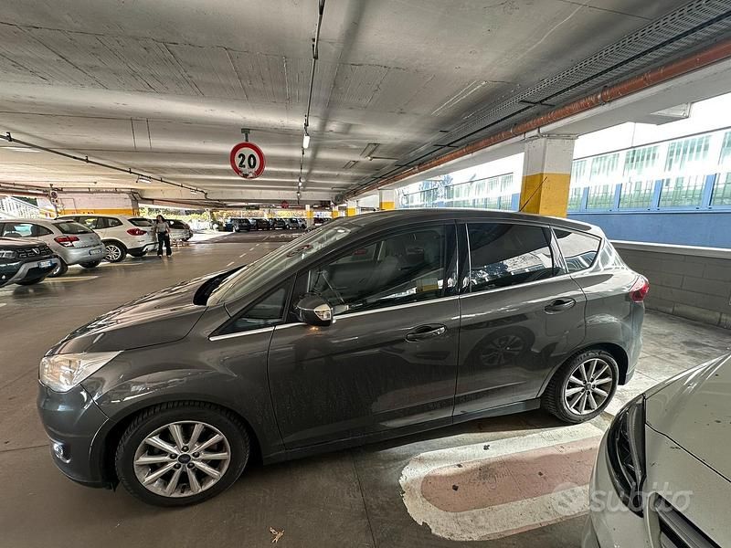 Usata Ford C-MAX Titanium 163 CV (119 kW) 2016 Grigio Monovolume