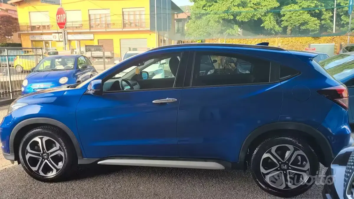 Usata Honda HR-V Executive 120 CV (88 kW) 2016 Blu/azzurro SUV