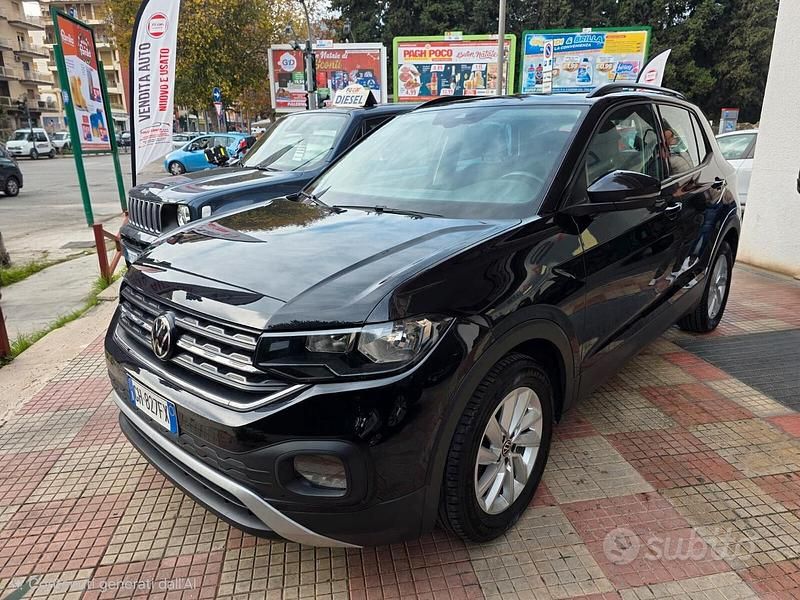 Nero Usata 2022 VW T-Cross SUV | 17.500 € (Buon prezzo) - Immagine 1/4
