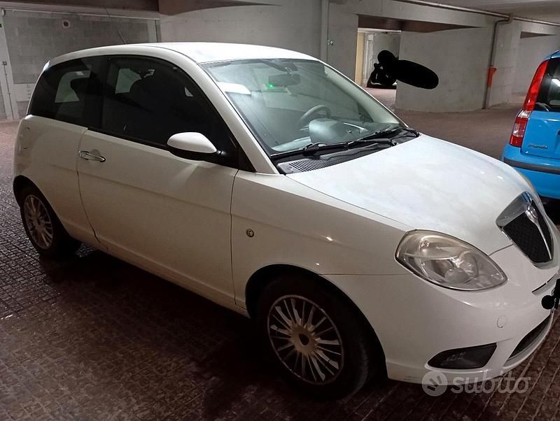 Usata Lancia Ypsilon 2009 Bianco Utilitaria