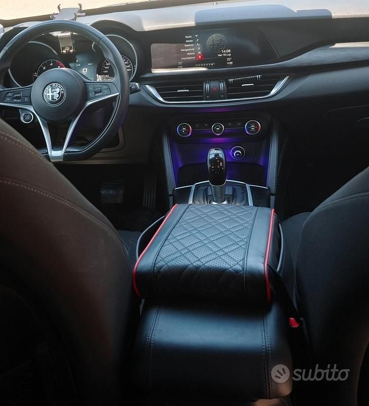 Usata Alfa Romeo Stelvio 179 CV (131 kW) 2018 Blu SUV