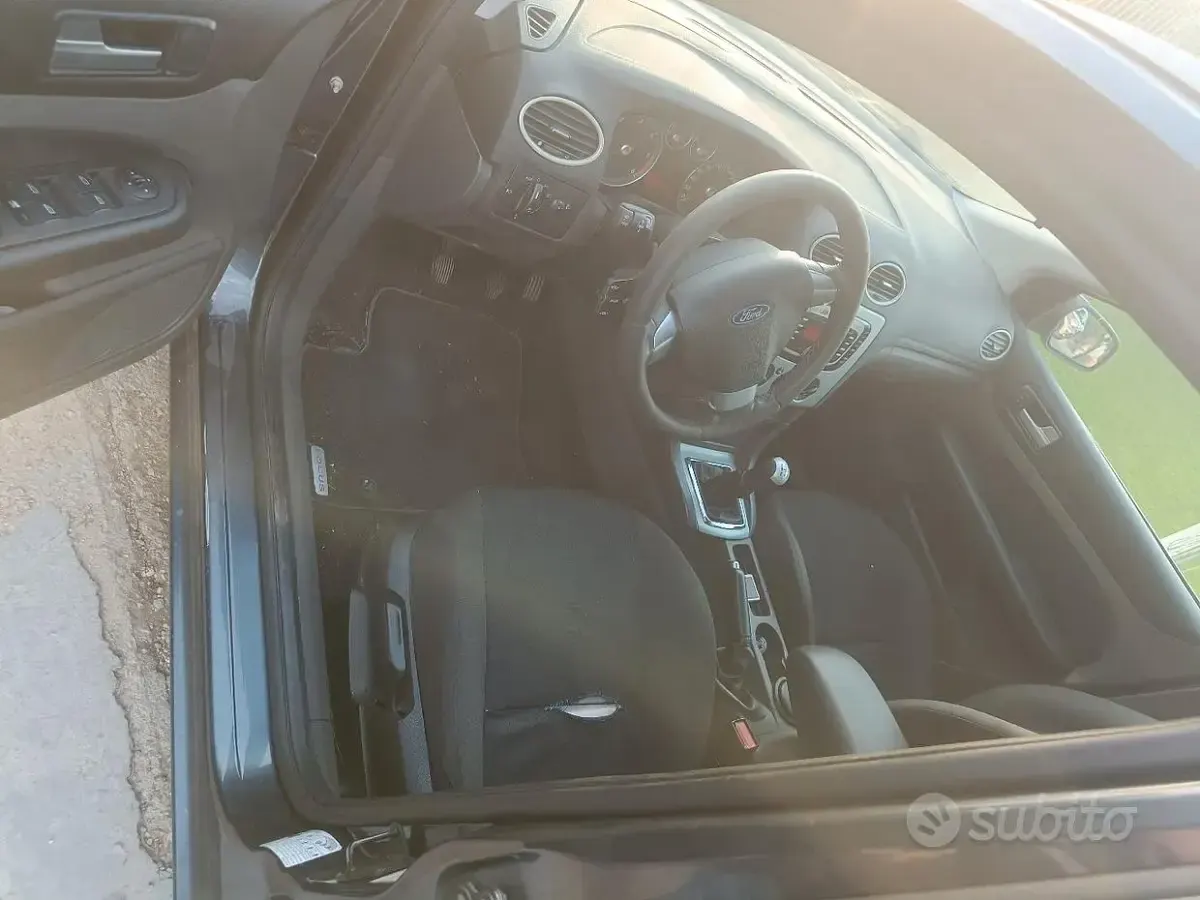 Usata Ford Focus 90 CV (66 kW) 2007 Station wagon