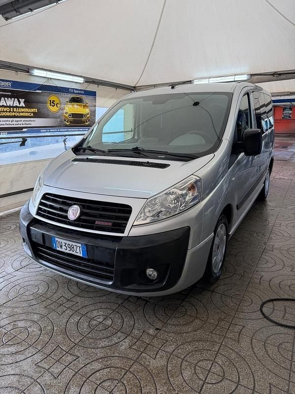 Usata Fiat Scudo 135 CV (99 kW) 2009 Grigio