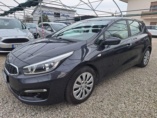Usata Kia Ceed Active 110 CV (80 kW) 2016 Antracite Utilitaria