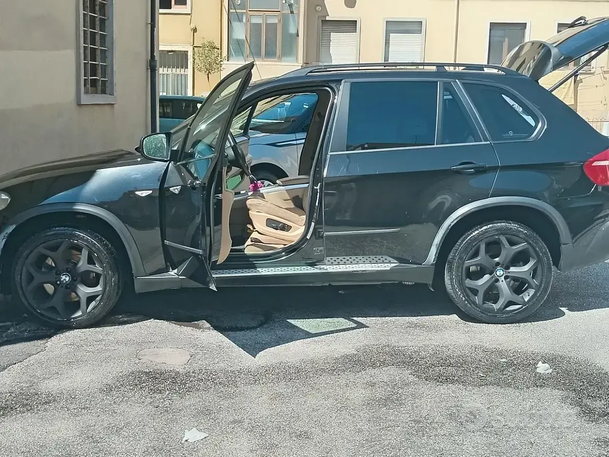Usata BMW X5 286 CV (210 kW) 2009 Nero SUV