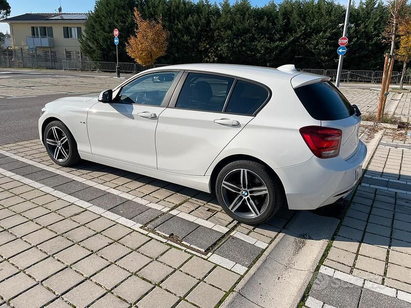 Usata BMW 120 Sport Line 184 CV (135 kW) 2013 Utilitaria