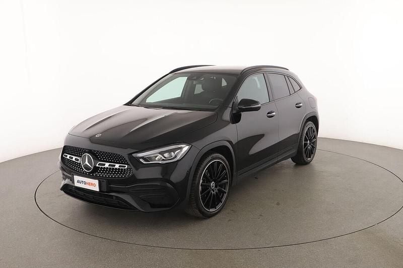 Usata Mercedes GLA220 AMG line 190 CV (139 kW) 2022 Nero SUV
