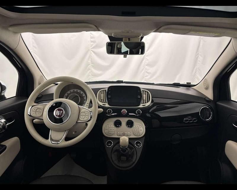 Usata Fiat 500 Dolcevita 69 CV (50 kW) 2022 Nero vesuvio (metallizzato) Berlina