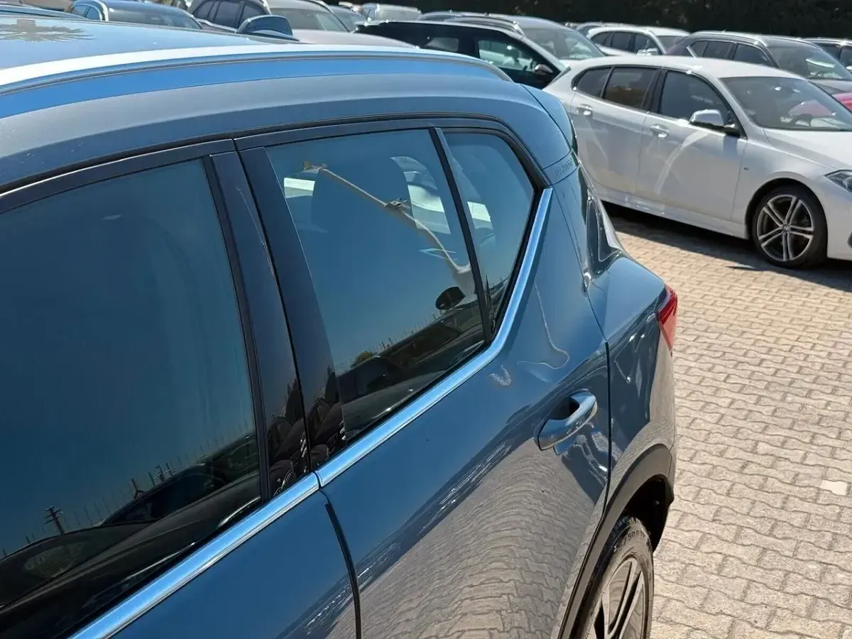 Usata Volvo XC40 Inscription 179 CV (131 kW) 2021 Blu SUV