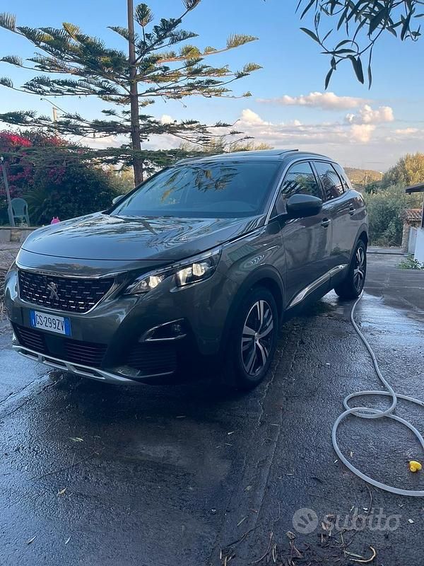 Usata Peugeot 3008 131 CV (96 kW) 2022 Monovolume