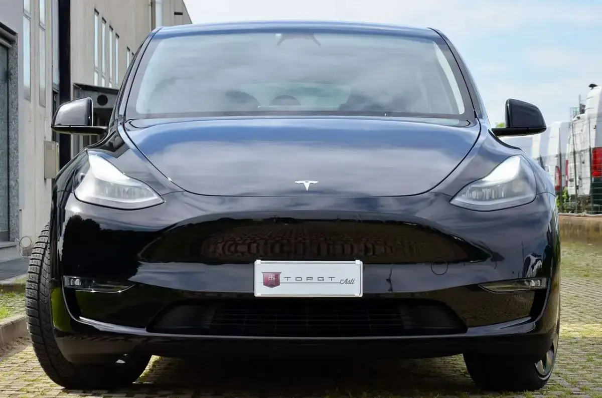 Usata Tesla Model Y Performance 185 kW (252 CV) 2023 Nero SUV