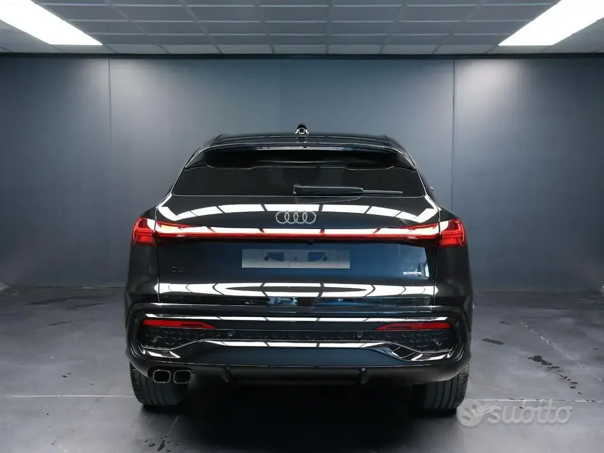Nuova Audi Q5 Sportback Ambiente 204 CV (150 kW) 2026 Nero SUV