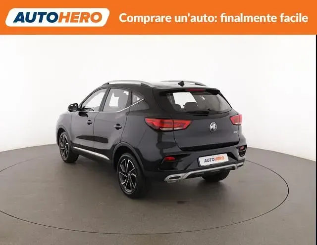 Usata MG ZS Luxury 106 CV (77 kW) 2022 Nero SUV