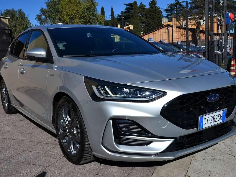 Usata Ford Focus ST-Line 116 CV (85 kW) 2025 Argento Berlina