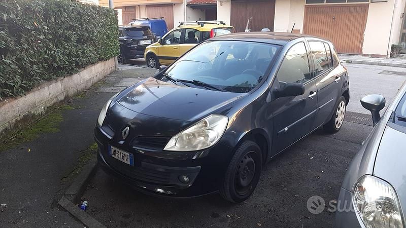 Usata Renault Clio II 2008 Nero Berlina