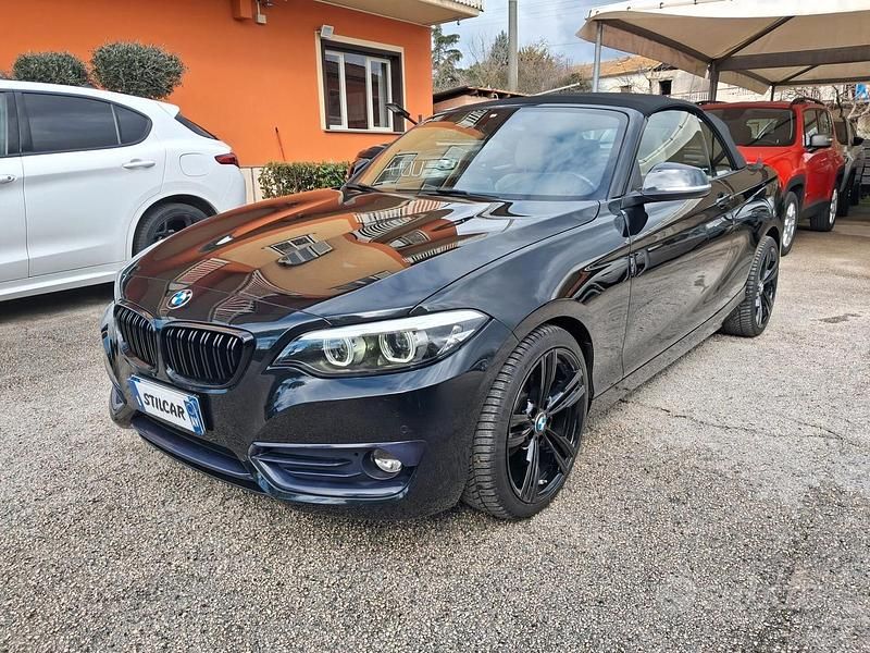 Usata BMW 218 Luxury Line 150 CV (110 kW) 2019 Nero Cabrio