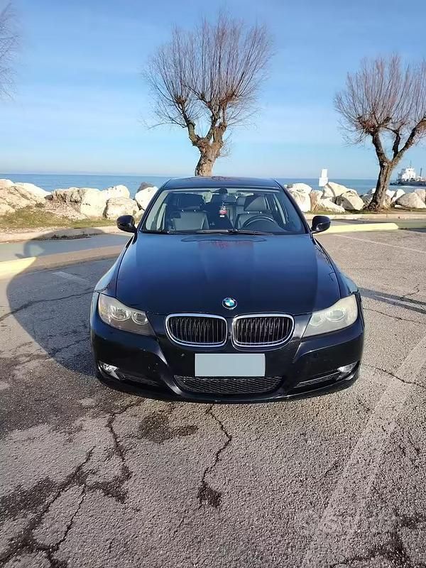 Usata BMW 318 2008 Nero Station wagon