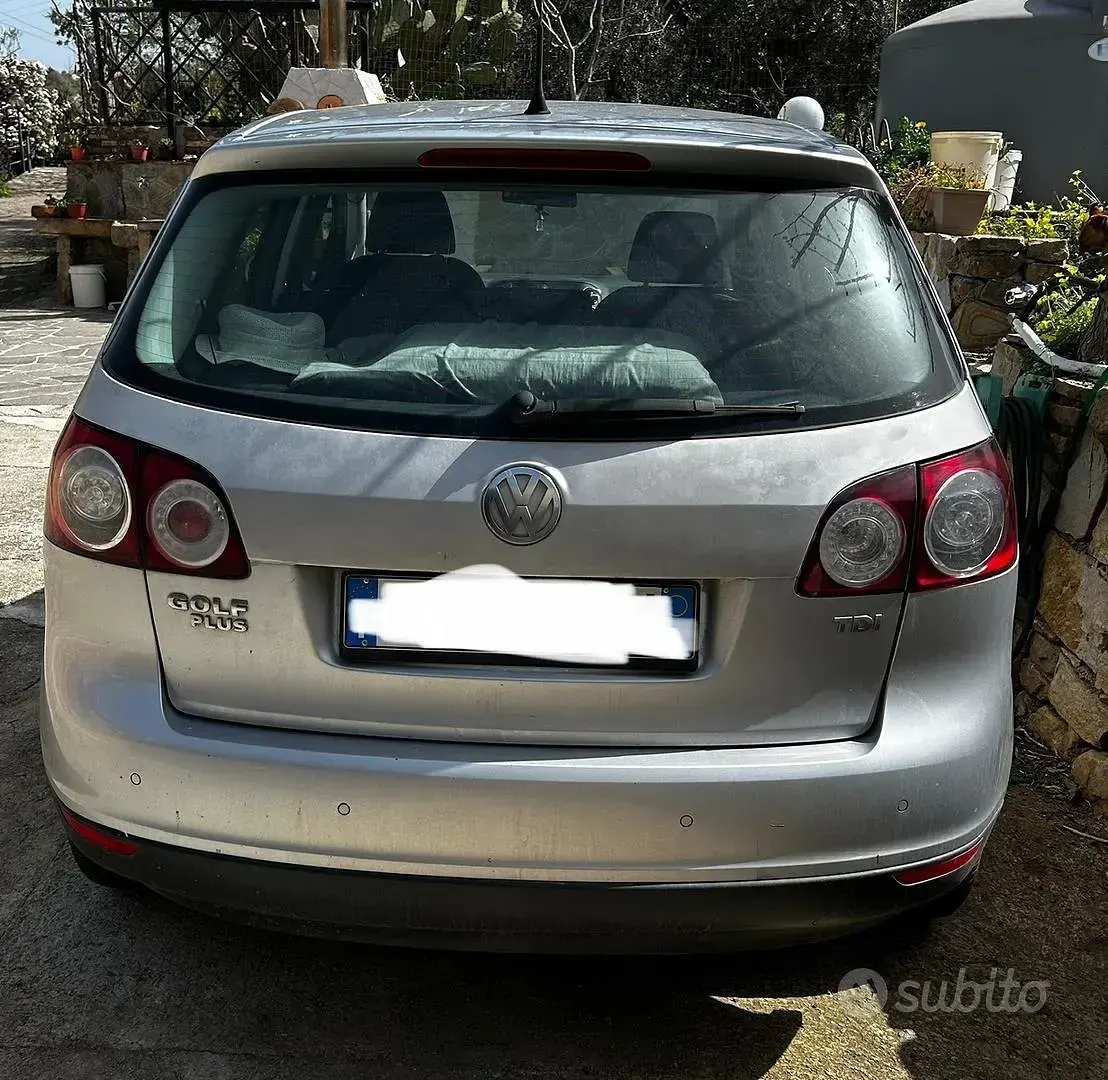 Usata VW Golf V 105 CV (77 kW) 2004 Grigio Utilitaria