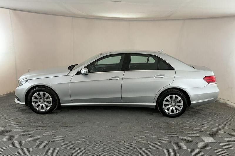 Begagnad Mercedes E200 Business 135 HK (99 kW) 2016 Silver Sedan