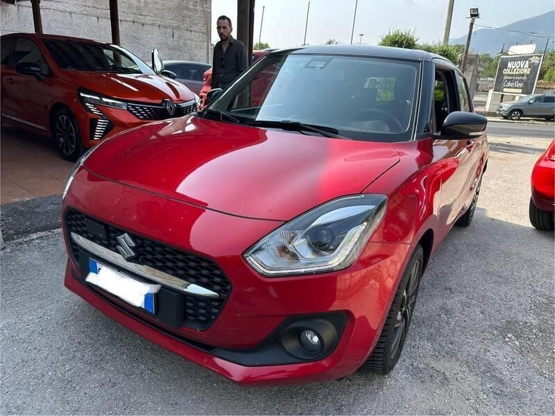 Rosso Usata 2022 Suzuki Swift Tre volumi | 9990 € (Ottimo prezzo) - Immagine 1/4
