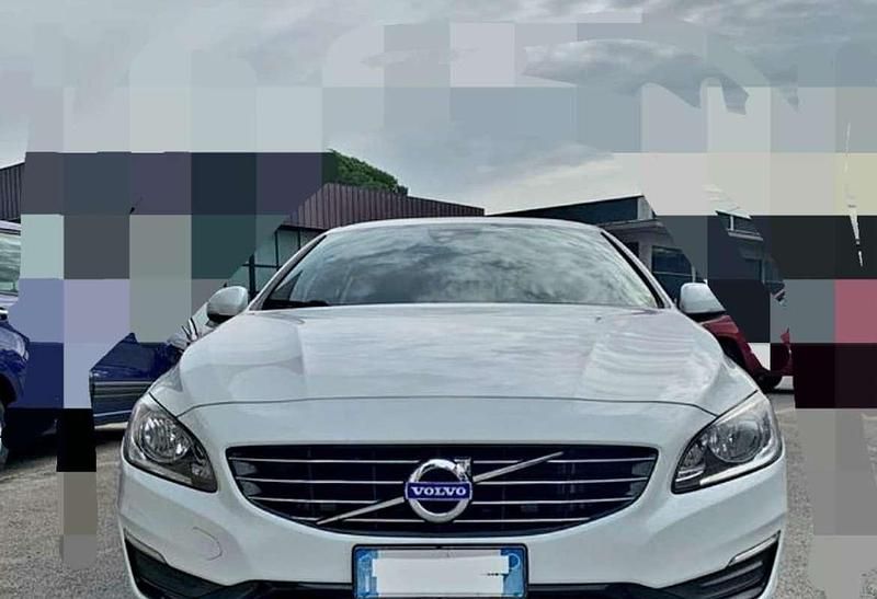 Usata Volvo V60 Summum 120 CV (88 kW) 2017 Bianco Station wagon