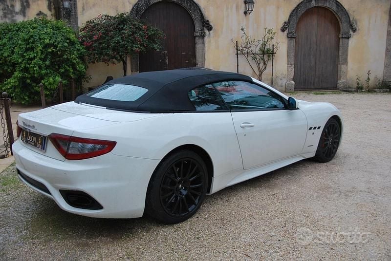 Usata Maserati GranCabrio 460 CV (338 kW) 2019 Bianco Cabrio