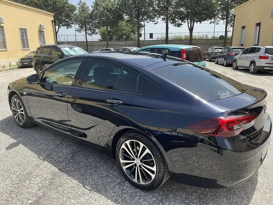 Usata Opel Insignia Innovation 136 CV (100 kW) 2021 Berlina