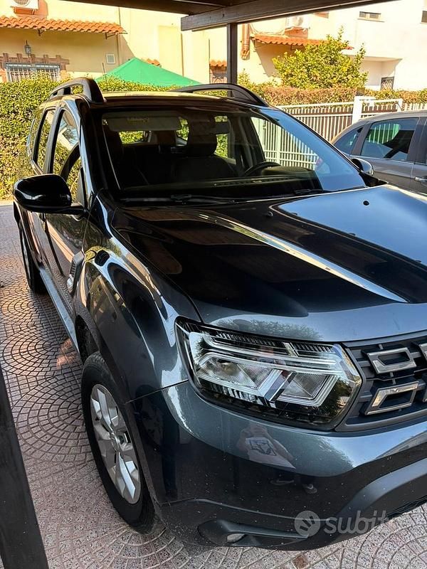 Usata Dacia Duster 101 CV (74 kW) 2022 Grigio SUV