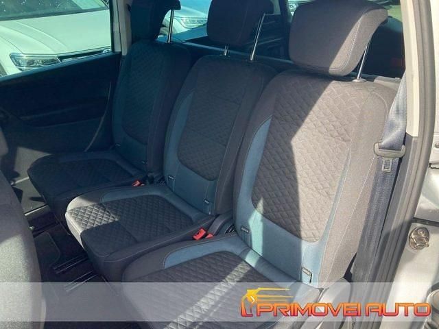 Usata VW Sharan 177 CV (130 kW) 2019 Argento Monovolume