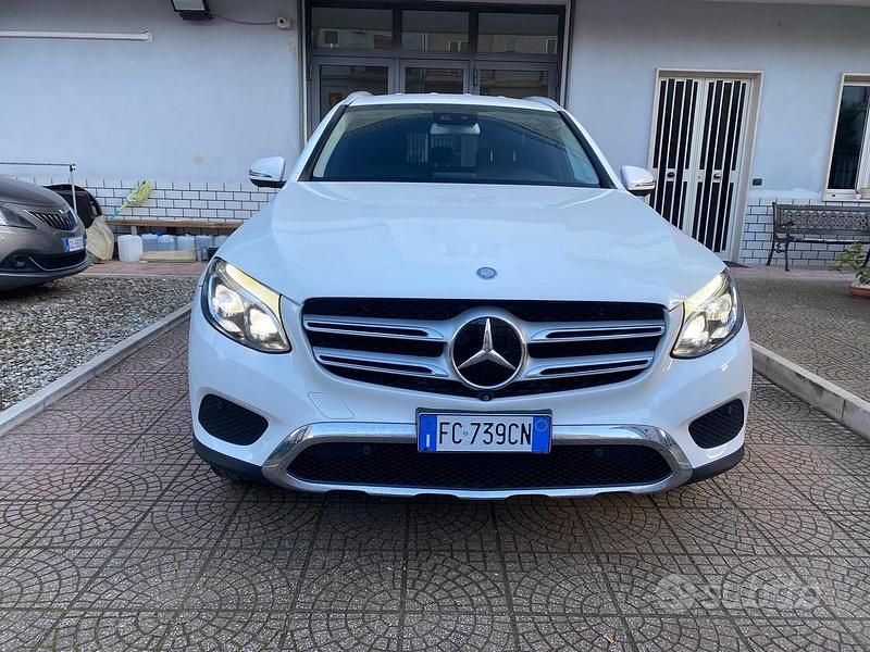 Usata Mercedes GLC250 Executive 204 CV (150 kW) 2016 Bianco SUV