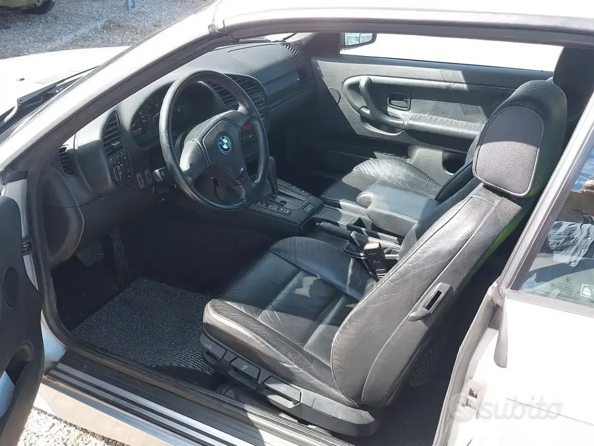 Usata BMW 320 Cabriolet 150 CV (110 kW) 1997 Grigio Cabrio