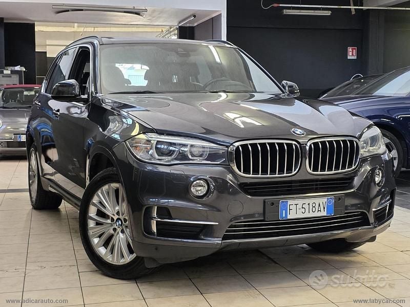 Usata BMW X5 Luxury Line 258 CV (189 kW) 2016 Grigio SUV
