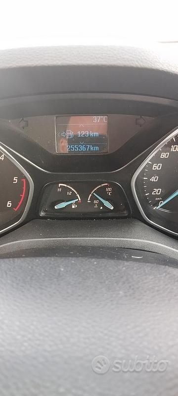 Grigio Usata 2011 Ford C-MAX Monovolume | 1800 € (Super prezzo) - Immagine 1/4
