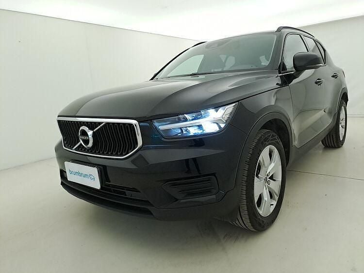 Nero Usata 2022 Volvo XC40 Momentum SUV | 19.290 € (Ottimo prezzo) - Immagine 1/4