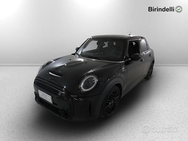 Nero Usata 2022 Mini Cooper S Due volumi | 27.900 € (Cara) - Immagine 1/3