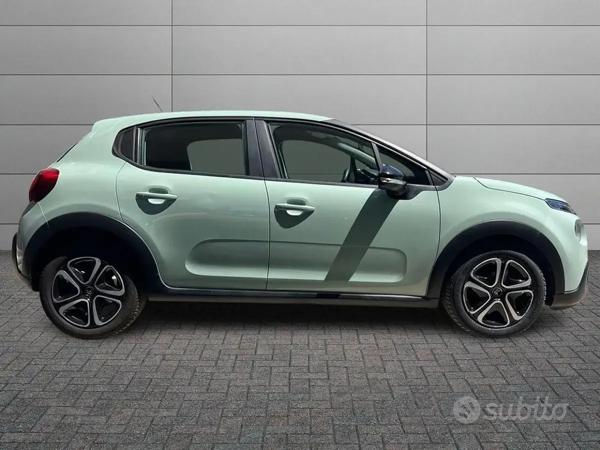 Usata Citroën C3 Feel 102 CV (75 kW) 2019 Blu Utilitaria