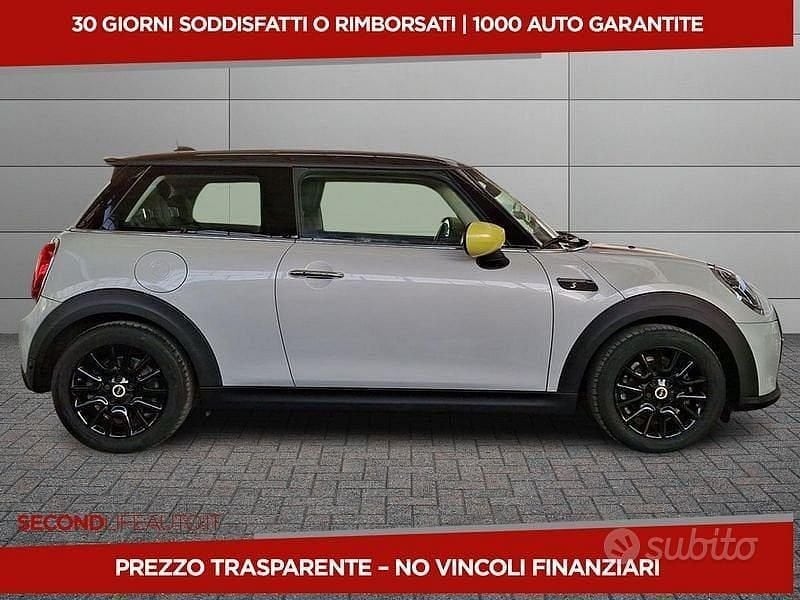 Usata Mini Cooper SE Classic 135 kW (184 CV) 2021 Grigio Utilitaria