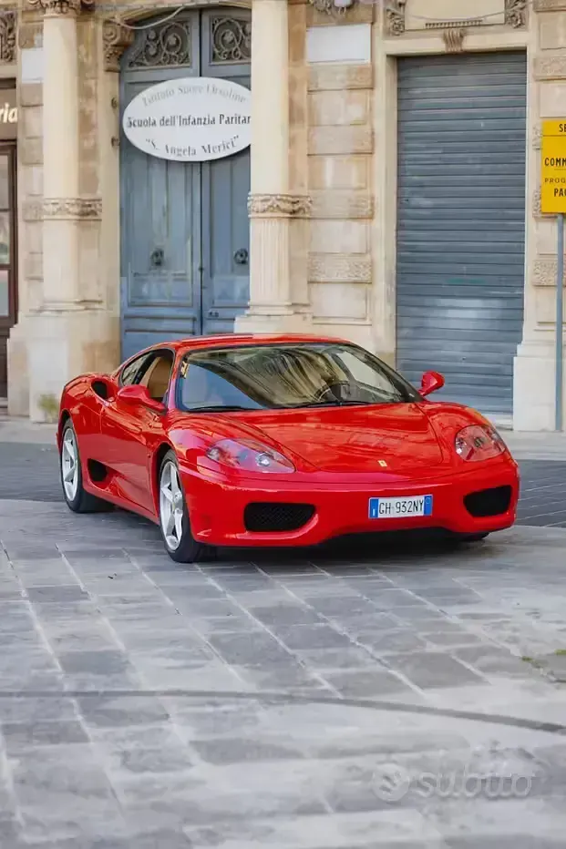 Usata Ferrari 360 400 CV (294 kW) 2002 Rosso Coupé