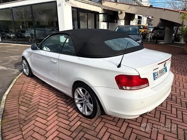 Usata BMW 118 Cabriolet 143 CV (105 kW) 2010 Bianco Cabrio