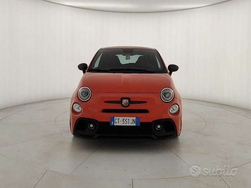 Usata Abarth 695 Competizione 180 CV (132 kW) 2024 Arancione Utilitaria