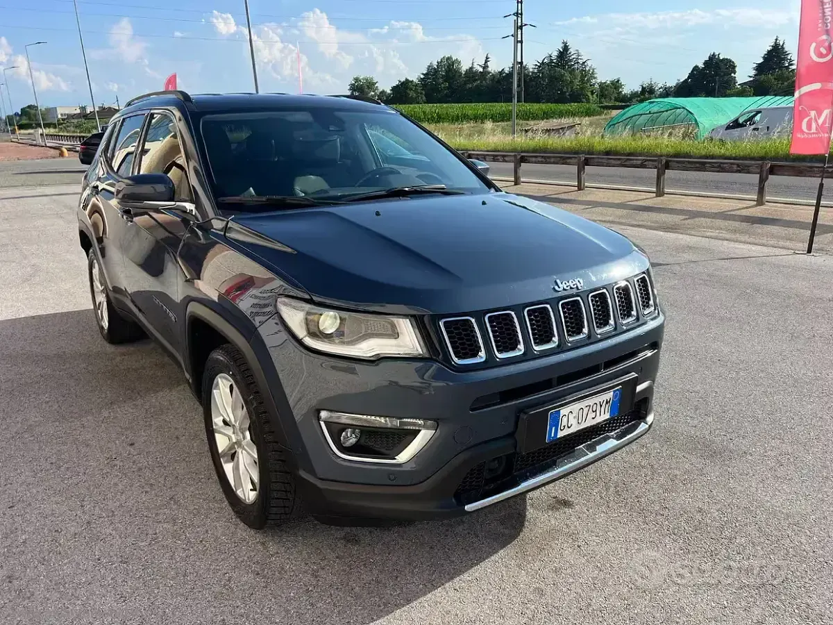 Usata Jeep Compass 131 CV (96 kW) 2020 Grigio SUV