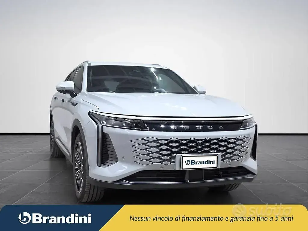 Usata Omoda 9 143 CV (105 kW) 2025 Anvil grey SUV