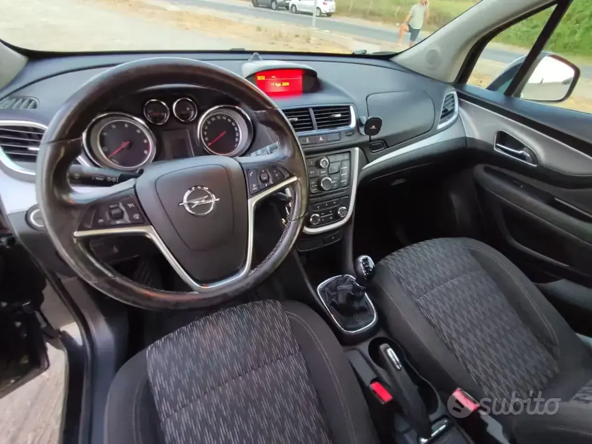 Usata Opel Mokka 131 CV (96 kW) 2014 Nero SUV