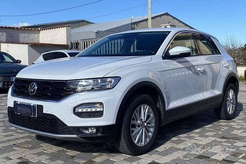 Usata VW T-Roc Business 116 CV (85 kW) 2020 Bianco SUV