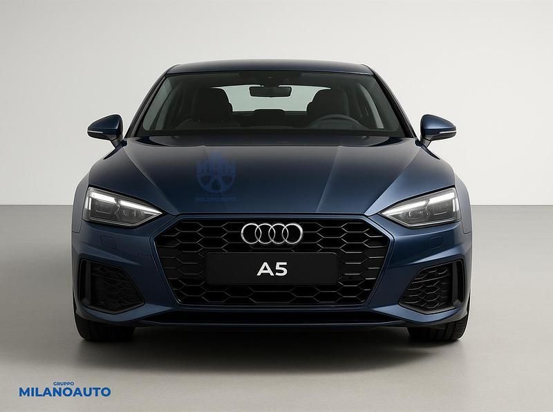 Usata Audi A5 Ambiente 204 CV (150 kW) 2025 Blu Berlina