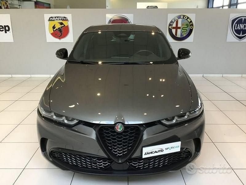 Usata Alfa Romeo Tonale Edizione Speciale 160 CV (117 kW) 2023 Grigio SUV