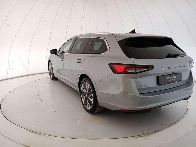 Usata Skoda Superb Selection 150 CV (110 kW) 2024 Argento Station wagon